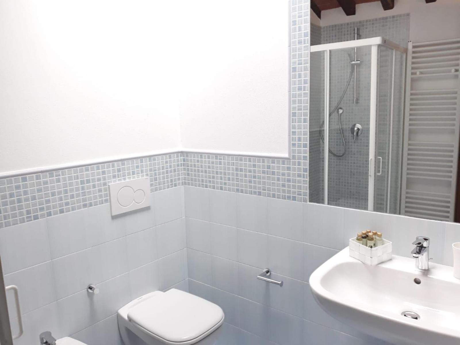 La Corte Antica Apartment *